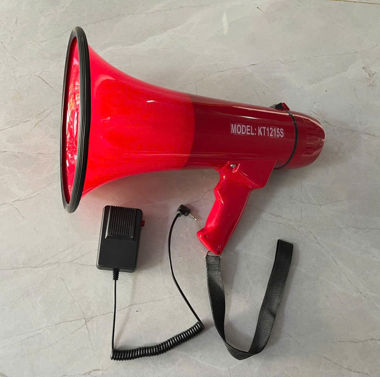 Loa cầm tay KT1215S – Loa phóng thanh cầm tay công suất lớn